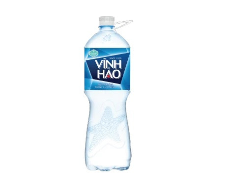 Nước uống đóng chai chứa khoáng thiên nhiên Vĩnh Hảo không ga 1.5L